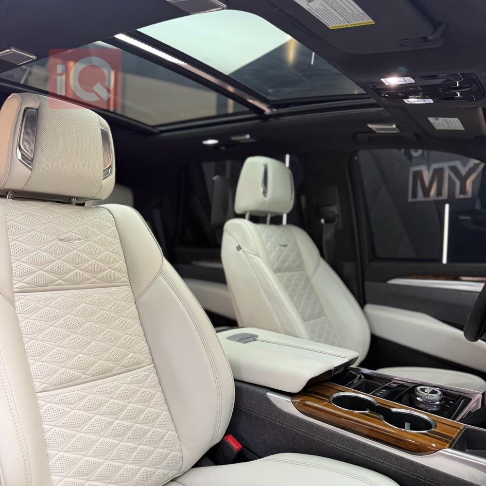 كاديلاك اسكاليد